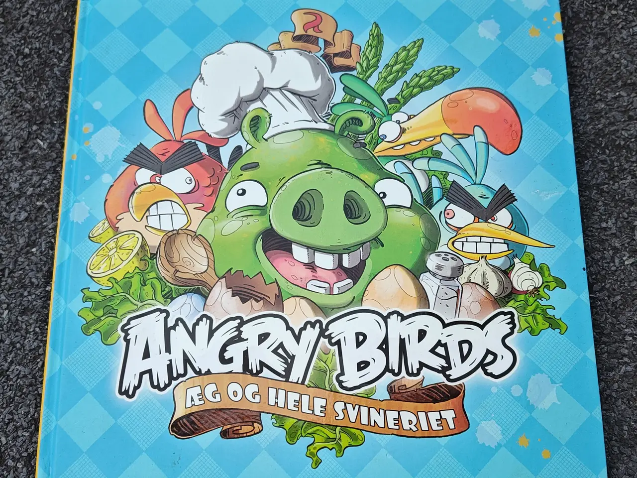 Billede 1 - Angry Birds kogebog - Æg og hele svineriet BOG