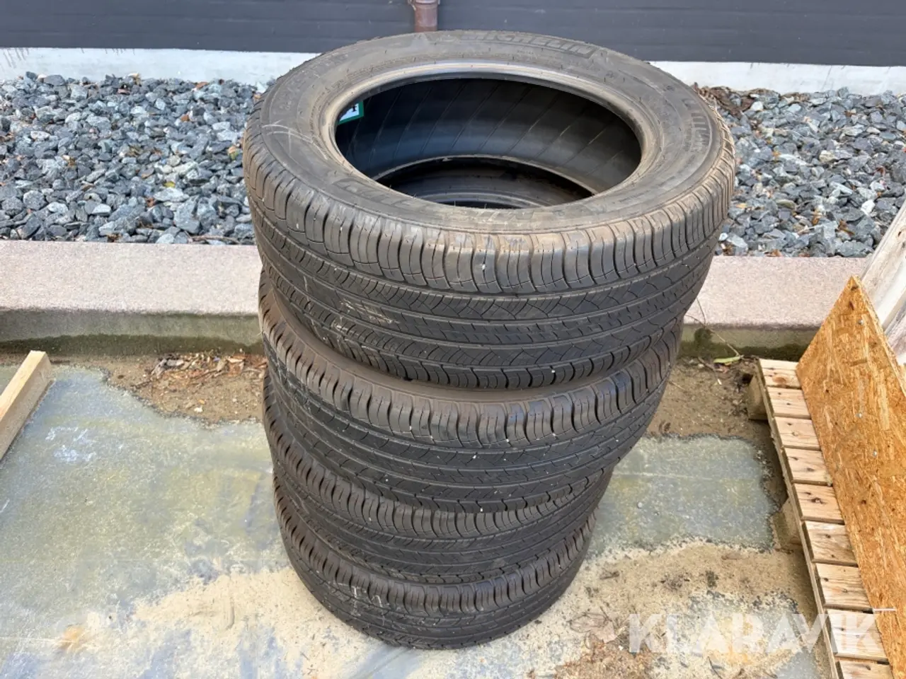 Billede 1 - Dæk Michelin 235/55R17 4 styk