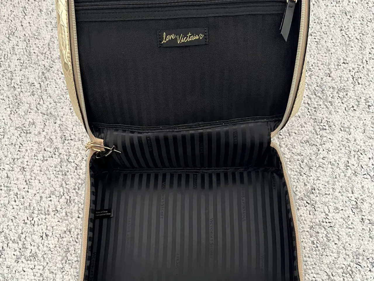 Billede 4 - Victoria Secret makeup taske