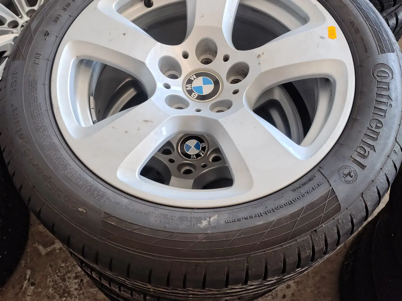 Billede 2 - Fire alufælge med dæk CONTINENTAL 225/50 R 17