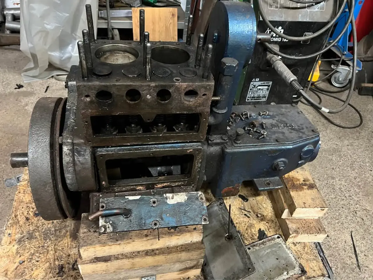 Billede 1 - 12 Hk Marstal motor/gearekasse
