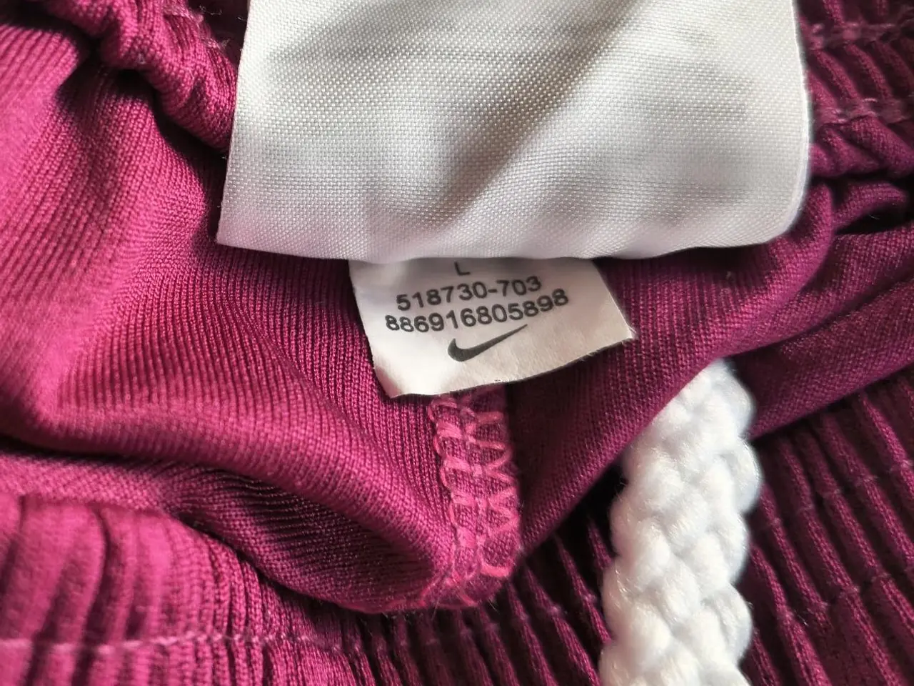 Billede 3 - MANCHESTER CITY SHORTS NR 37, STR. L, SOM NYE