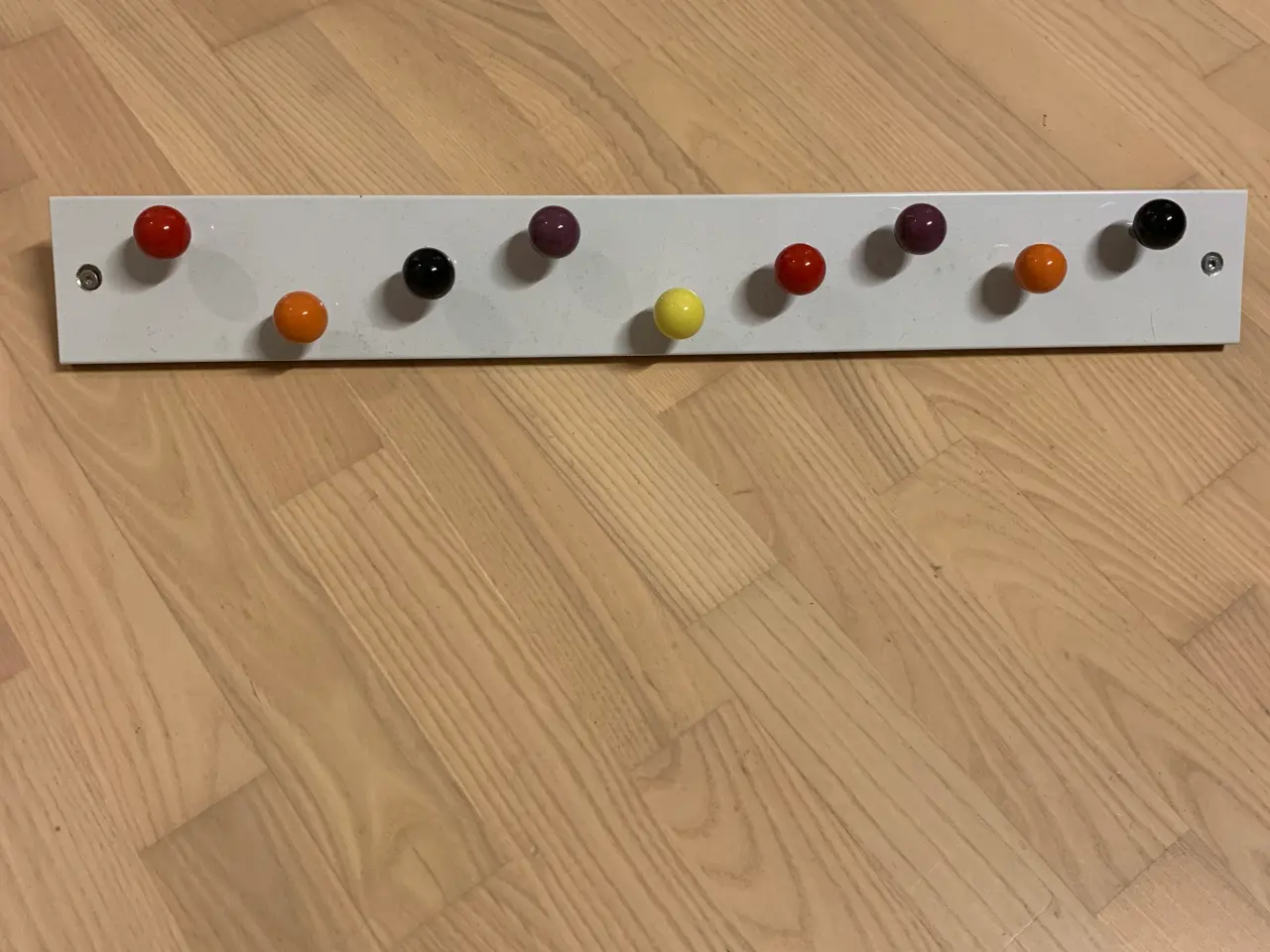 Billede 1 - Knagrække