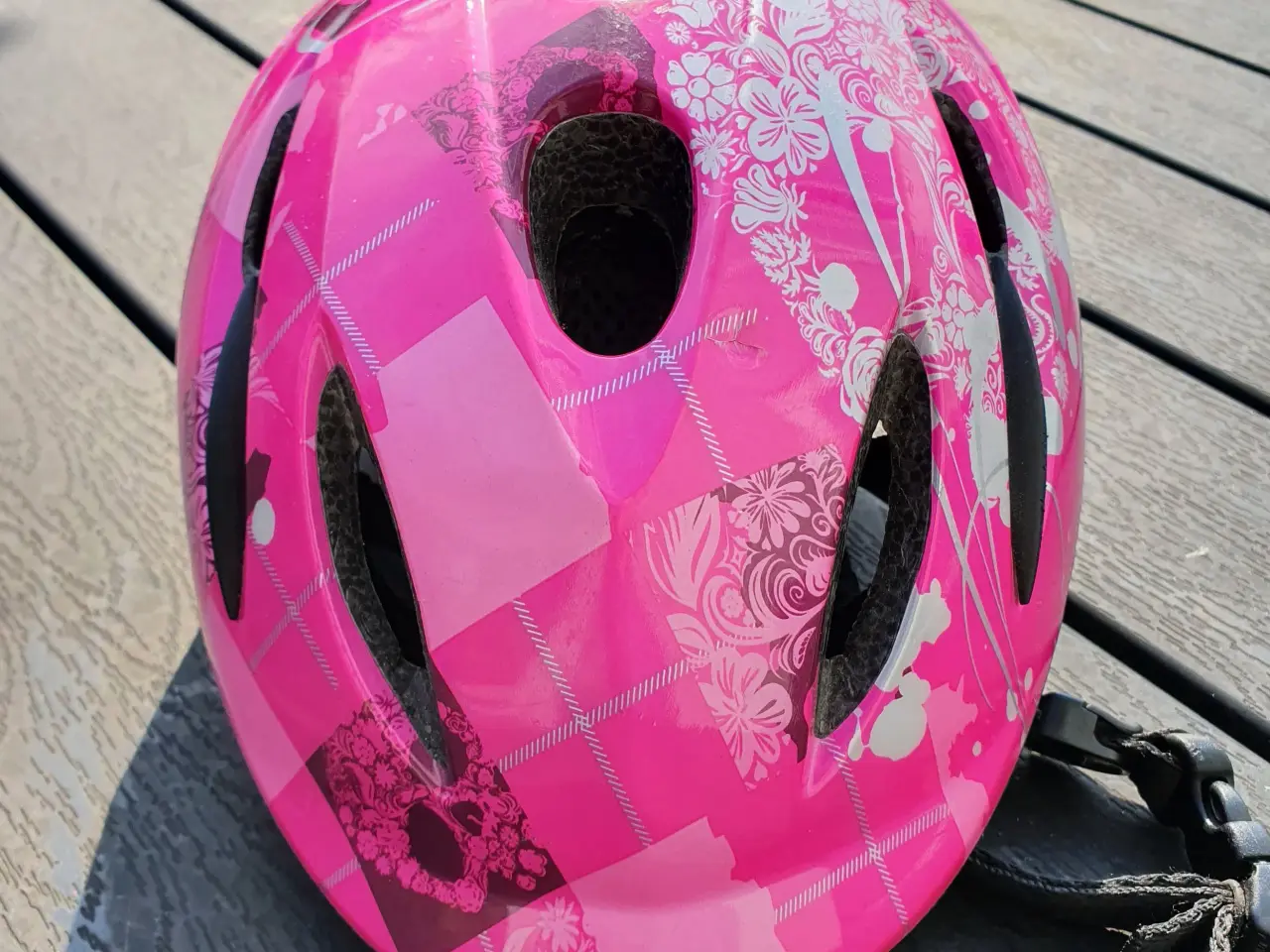 Billede 4 - Børnecykelhjelm