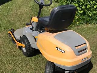 2009. Stiga Villa 16. Motor 15,5 hk