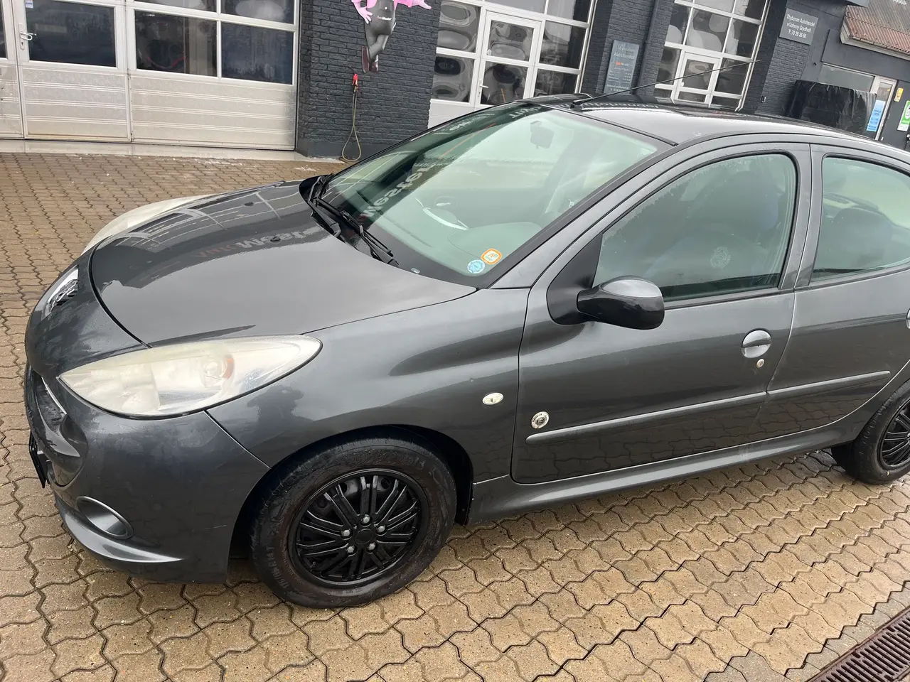 Billede 2 - Nysynet Peugeot 206+