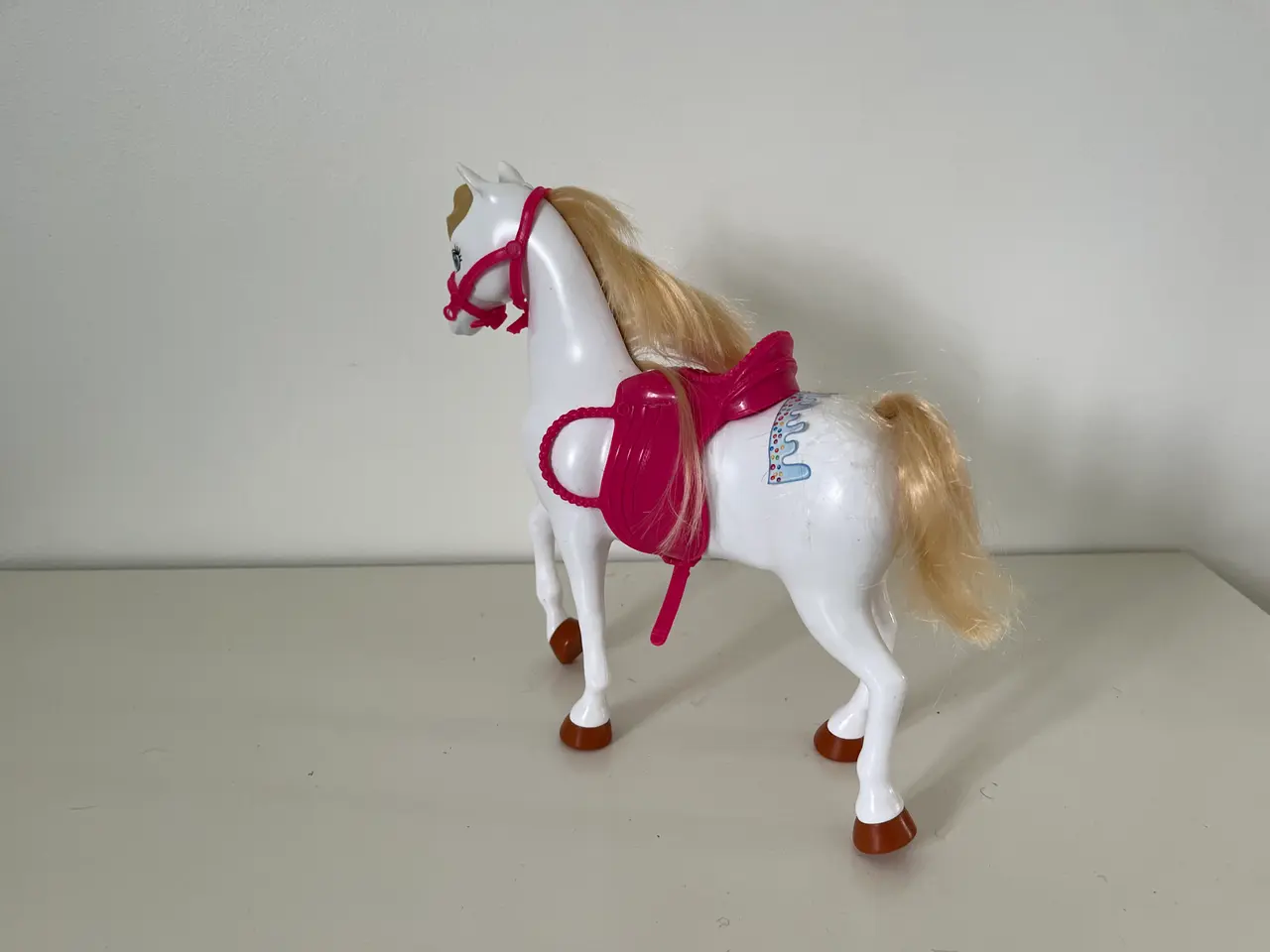 Billede 5 - Hvid Barbie Hest, Mattel
