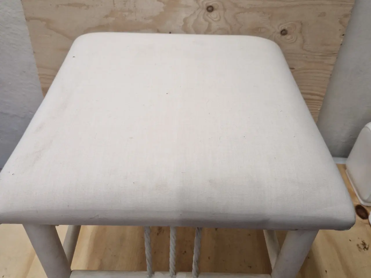 Billede 7 - Romantisk taburet creamhvid metal