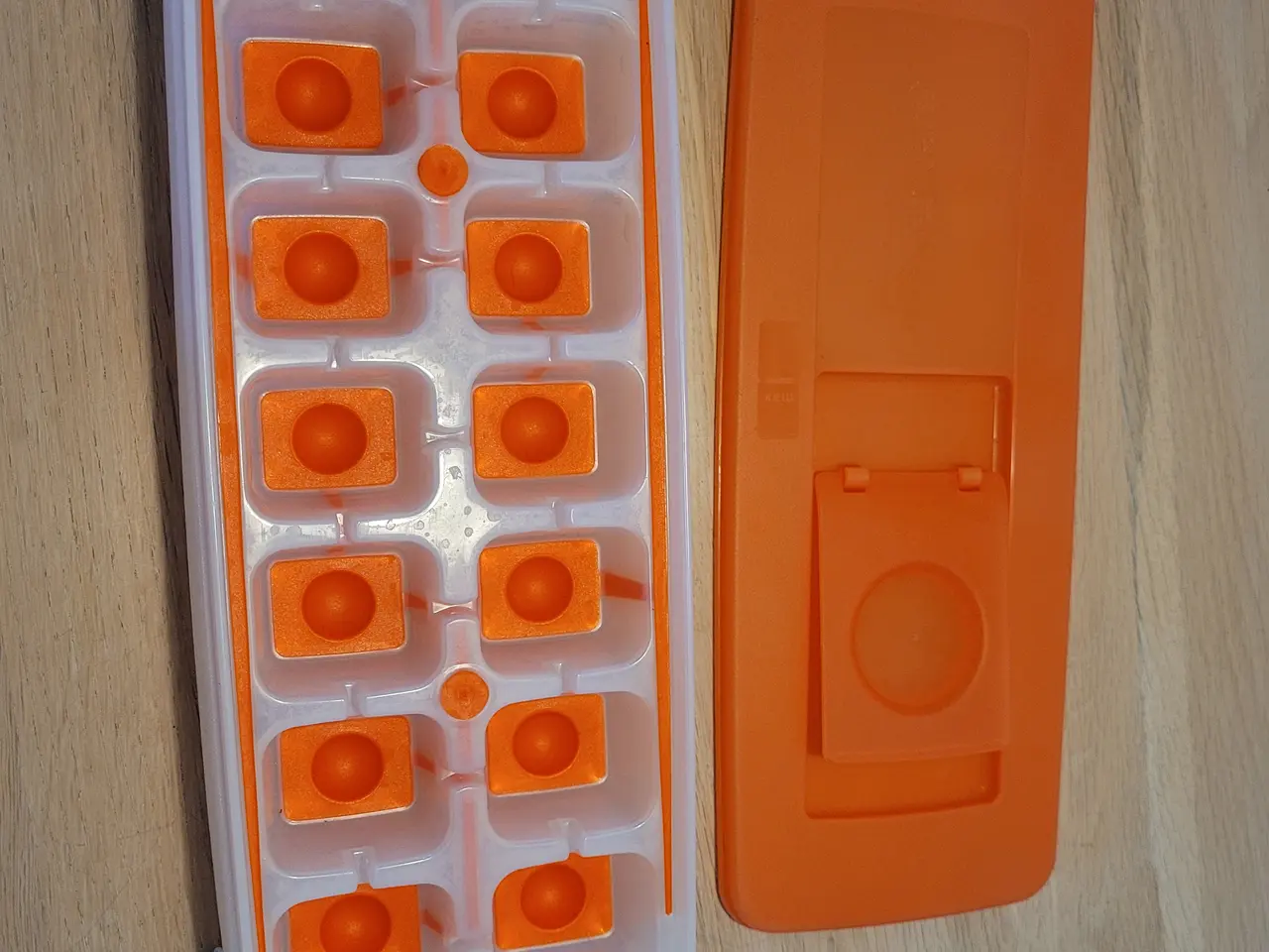 Billede 2 - Tupperware isterningebakke