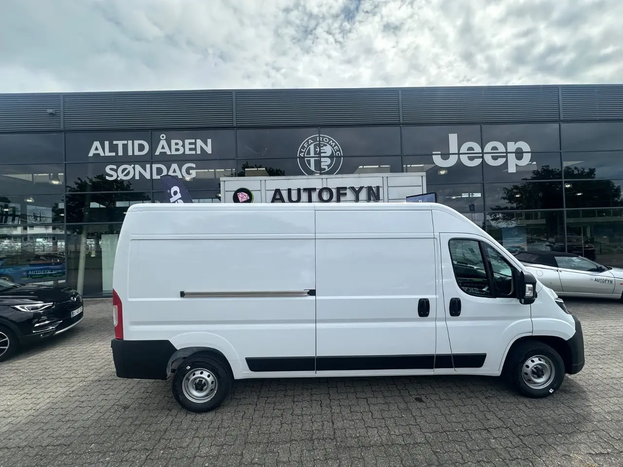 Billede 1 - Peugeot Boxer 335 2,2 BlueHDi 140 L3 Premium