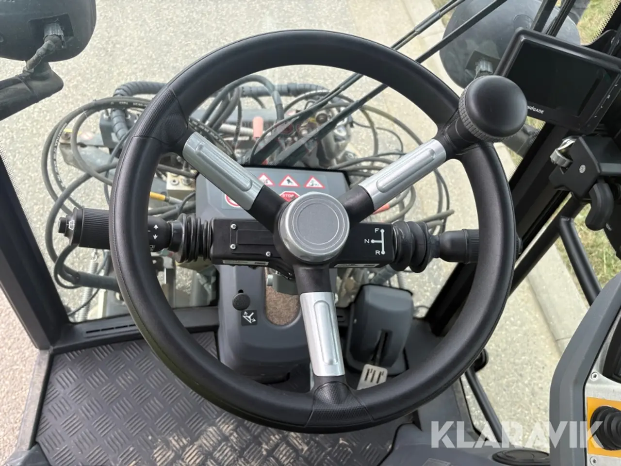 Billede 12 - Redskabsbærer Kärcher MIC 42