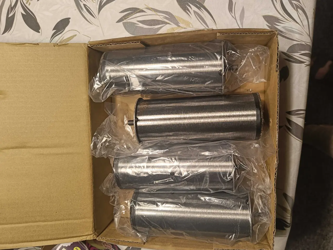 Billede 1 - Sengeben 15 cm --- 2 pakker