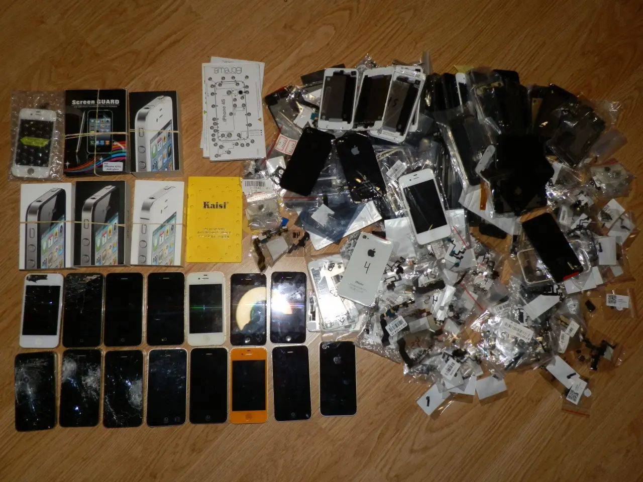 Billede 11 - Stort lot med div. iPhone 4/4S og div. nye dele