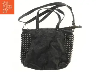 Sort skuldertaske med nitter (str. 46,5x36 cm)