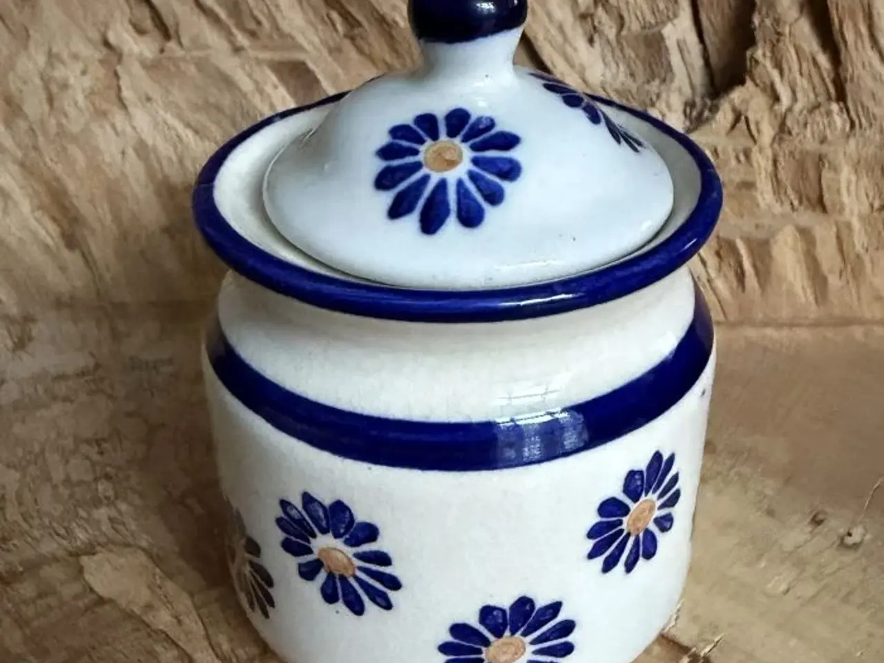 Billede 2 - Lågkrukke med blomster