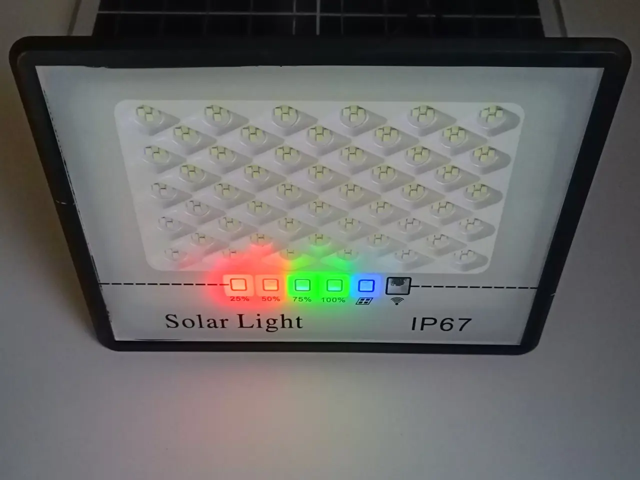 Billede 3 - NY! 150W LED Lampe + Solpanel + Fjernbetjening