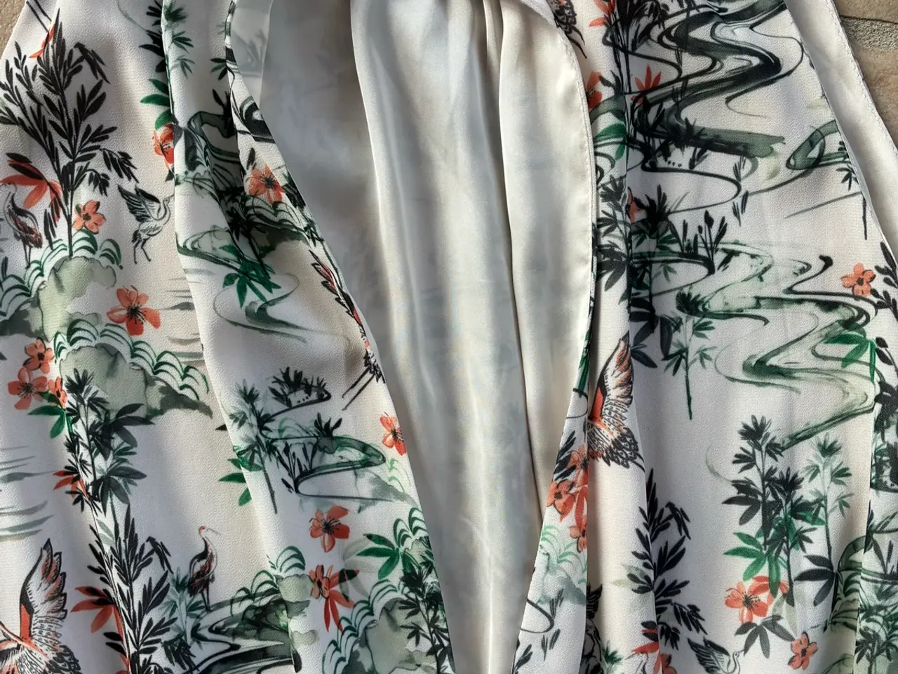 Billede 8 - H&M kjole str. 44