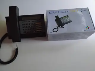 Kirk Delta Trio bordtelefon