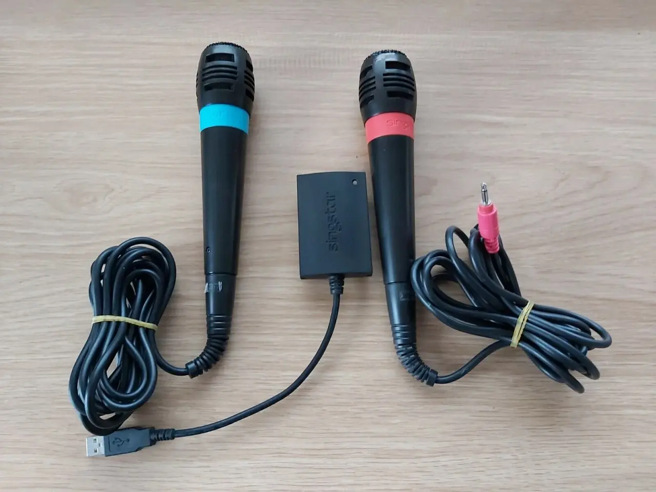 Billede 1 - Original Sony singstar mikrofoner + controller til