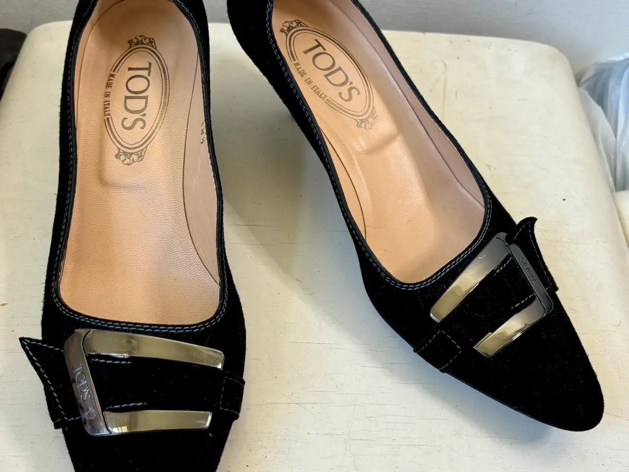 Billede 1 - Tod's, sorte kittenheels med spænde, str 38,5