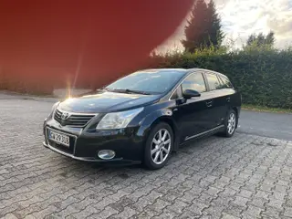 Toyota Avensis 2,2 D-CAT 150 T4 stc. aut.