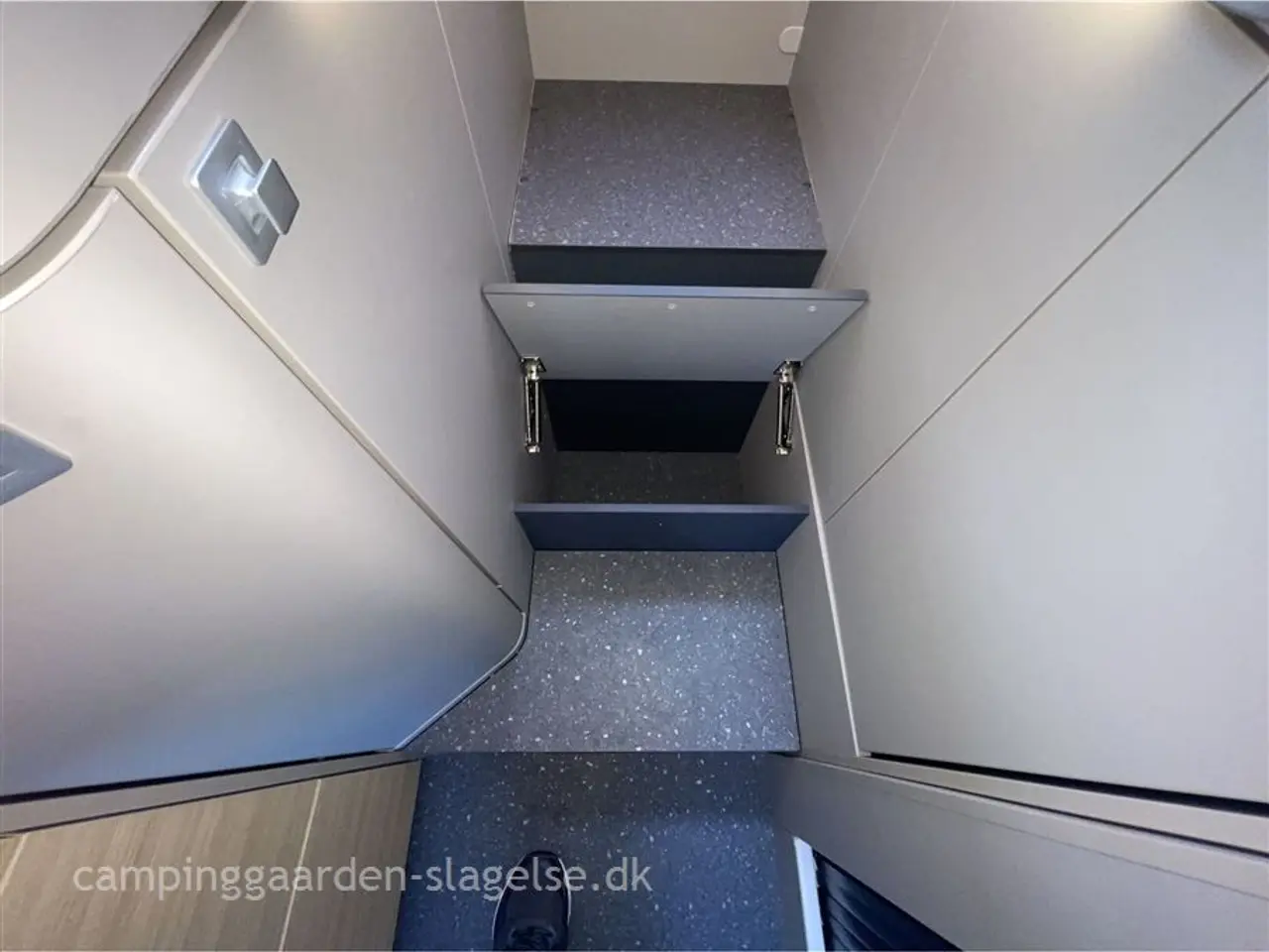Billede 19 - 2027 - Adria Compact SL Select   Adria Compact SL Select – stor luksus i kompakt format