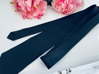 Sort slips i god stand