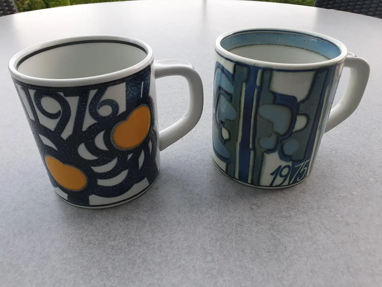 Billede 1 - Årskrus 1975 & 1976