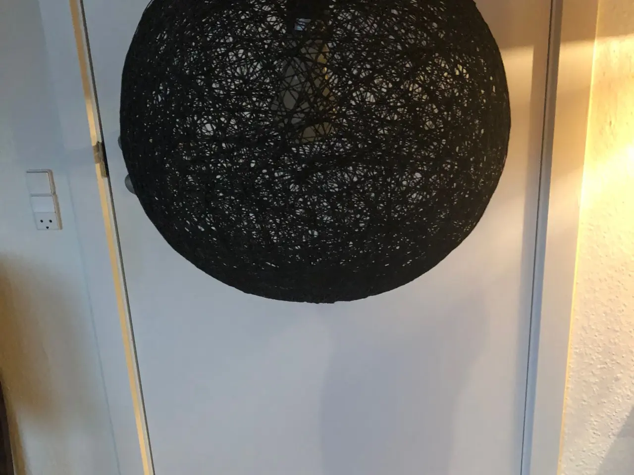 Billede 1 - Loftslampe, sort flet