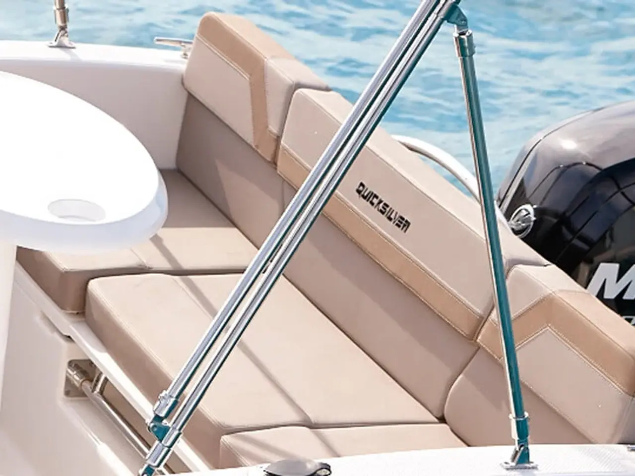 Billede 3 - Quicksilver 505 Activ Cabin med Mercury F60 EFI ELPT samt masser af udstyr