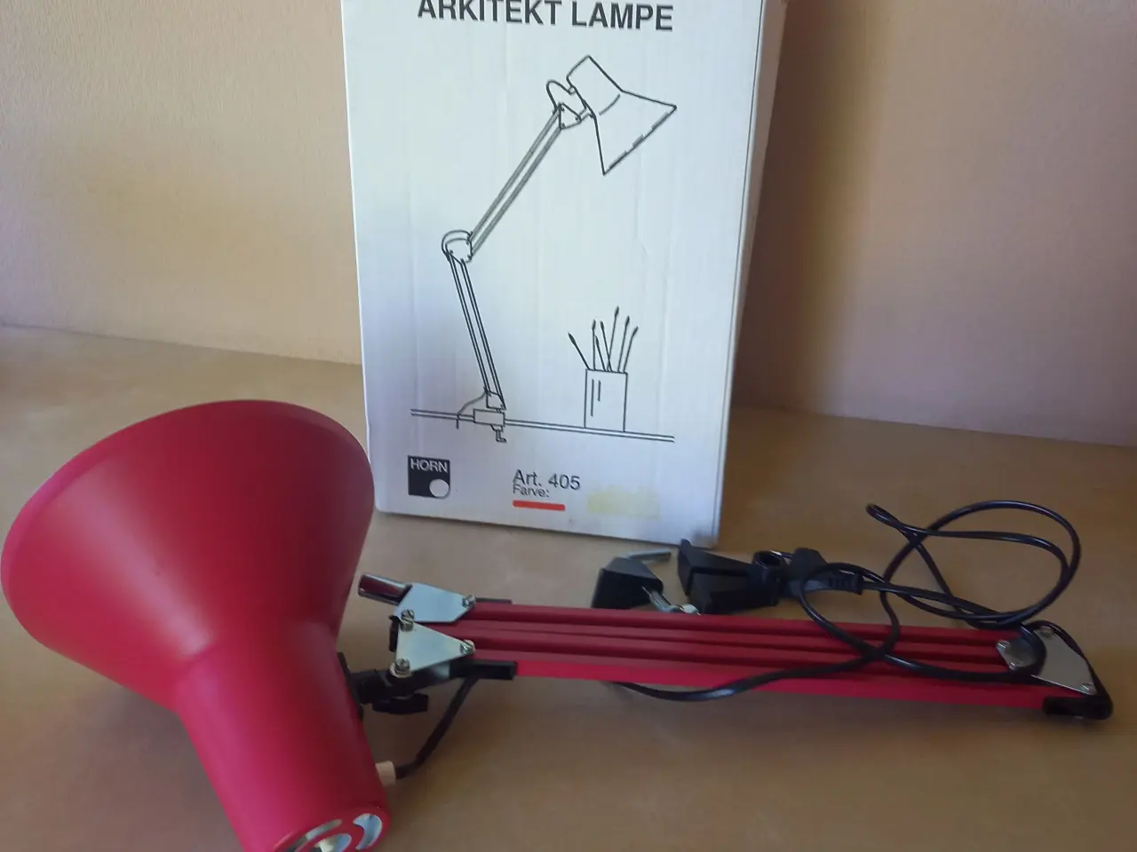 Billede 2 - Arkitektlampe ceriserød - ny og ubrugt