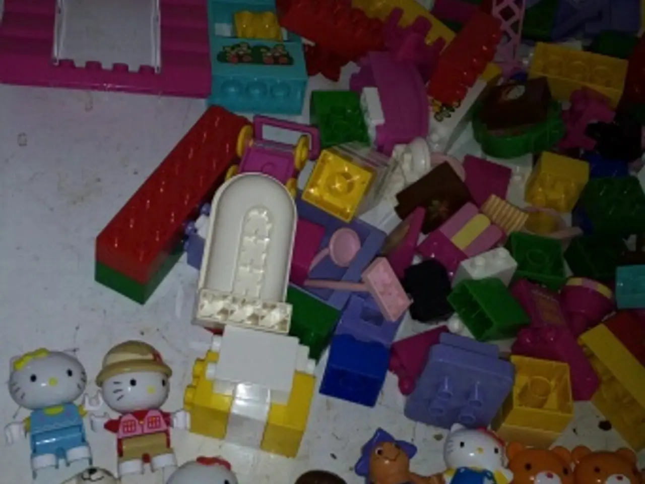 Billede 4 - Div hallo kitty lego store klodser