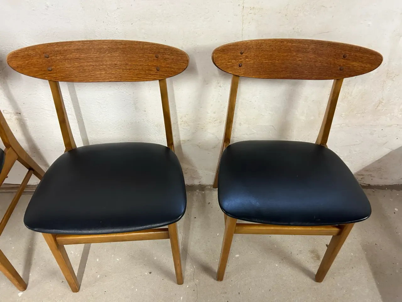 Billede 3 -  4 originale Farstrup spisebordsstole (Model 210) 