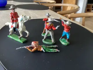 Krolyn indianer og krolyn Covboys