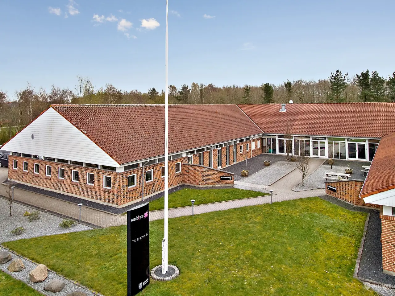 Billede 2 - Kontor. showroom. klinik. undervisning m.m. - i alt 264 kvm