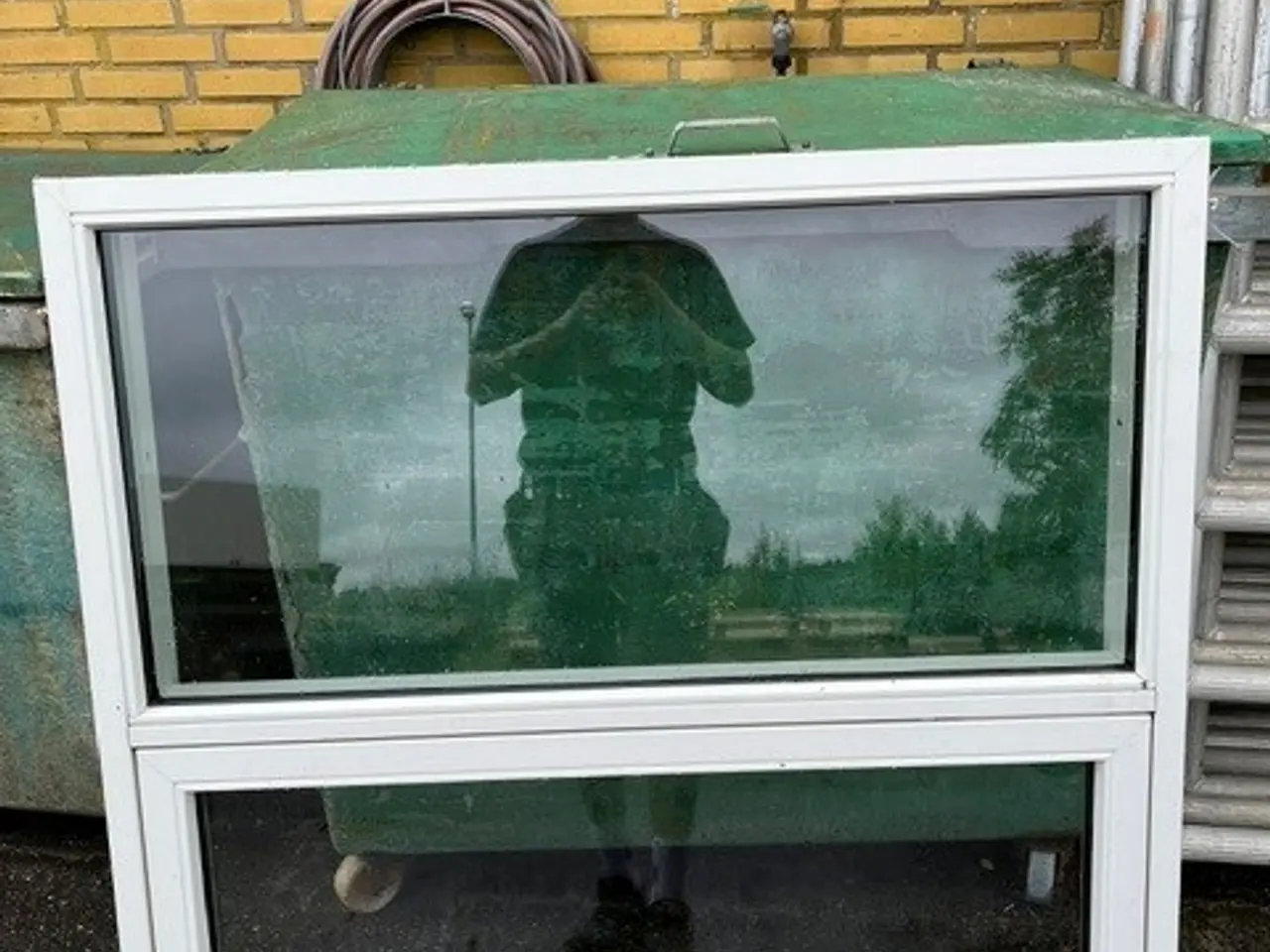 Billede 1 - Hvid træ/aluminiums vindue