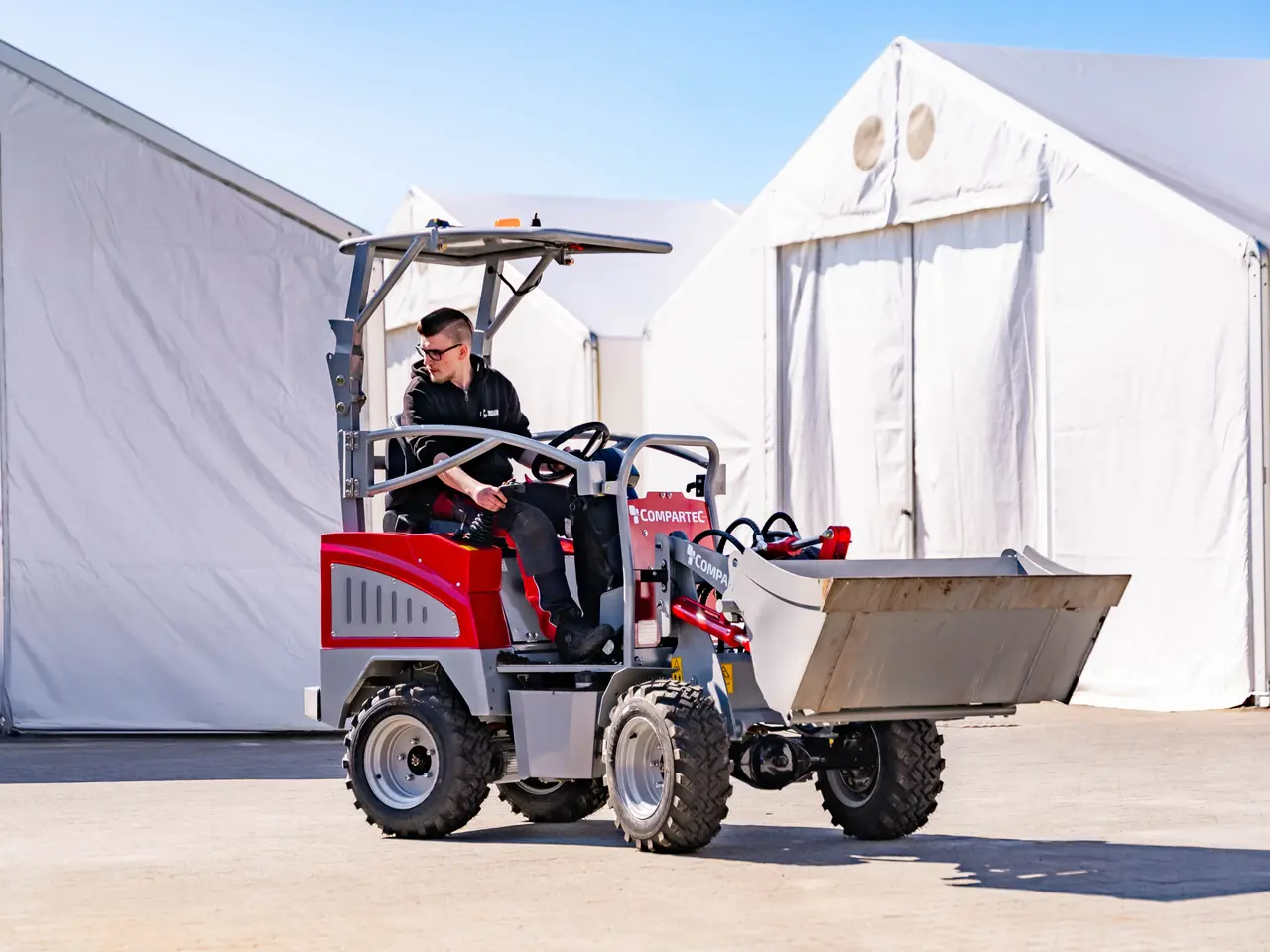 Billede 14 - Weidemaster elektrisk minilæsser - 500 kg