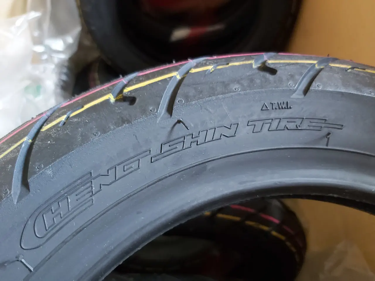 Billede 2 - Originale Yamaha Jog dæk til AS og FS
