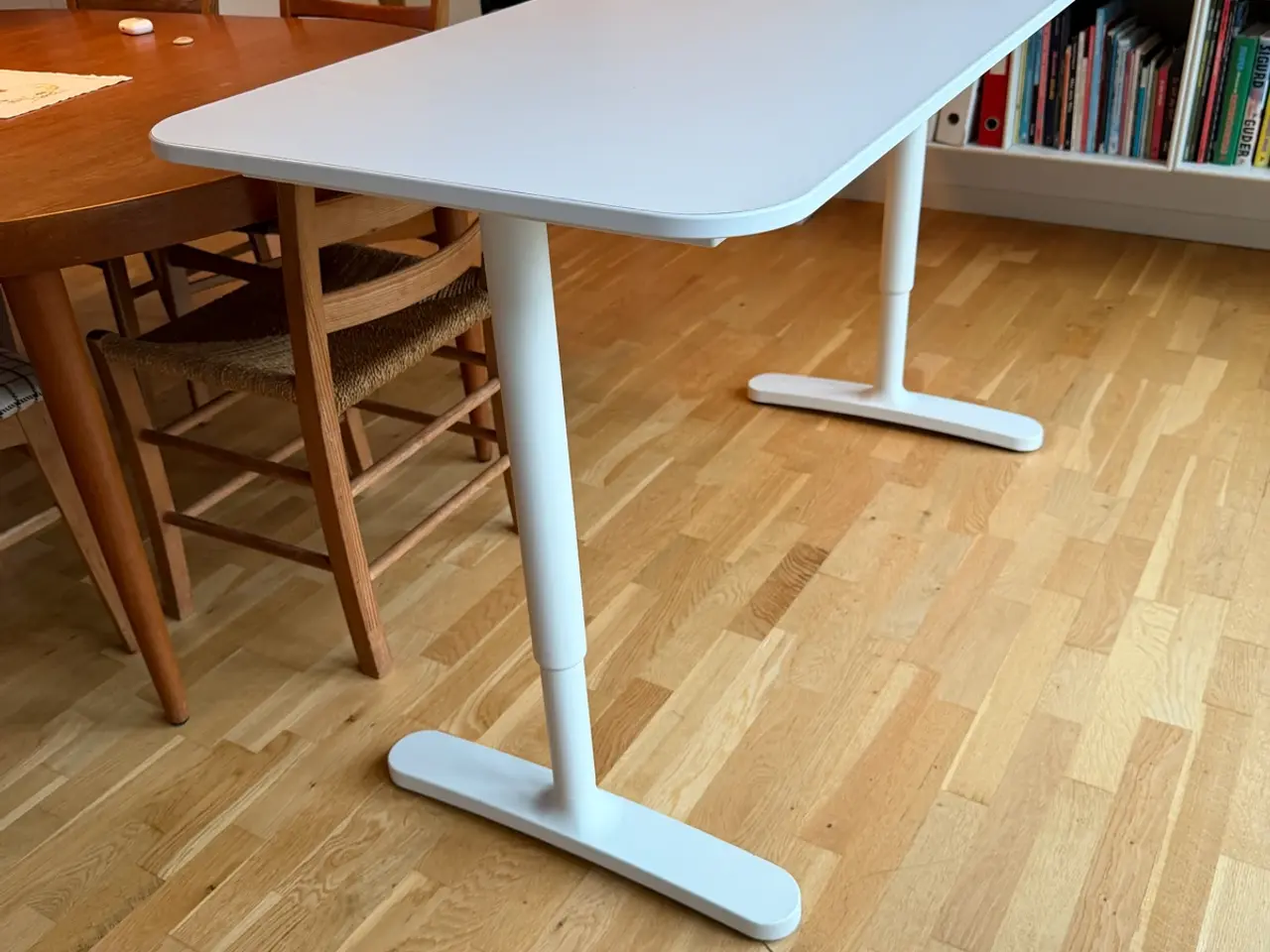 Billede 2 - Skrivebord