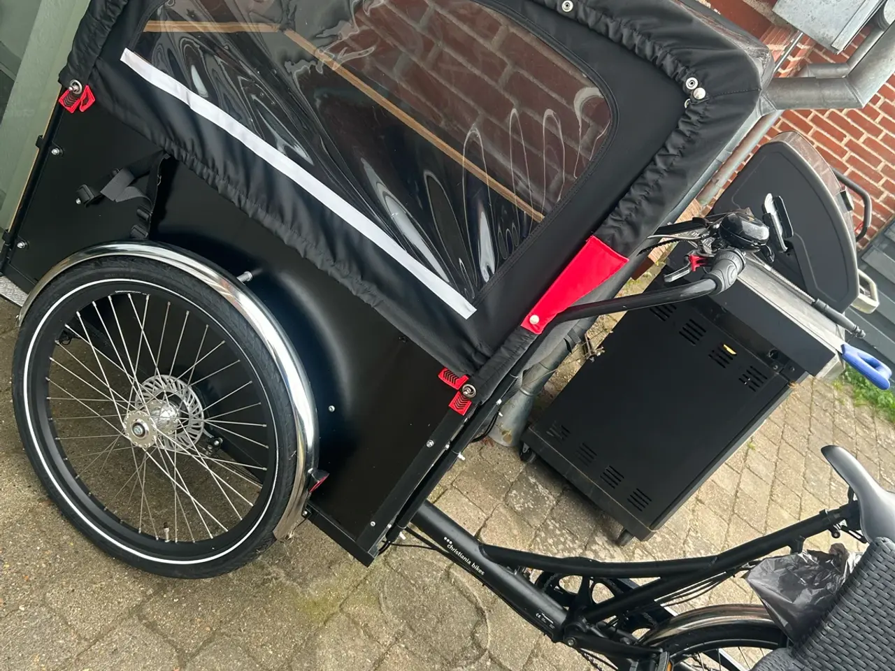 Billede 2 - Ladcykel med el sælges
