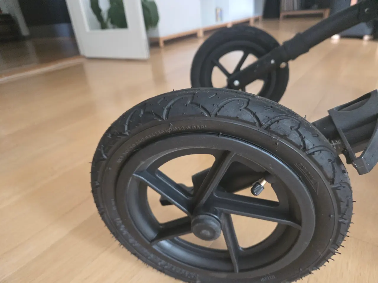 Billede 1 - Mobilex rollator med luft hjul