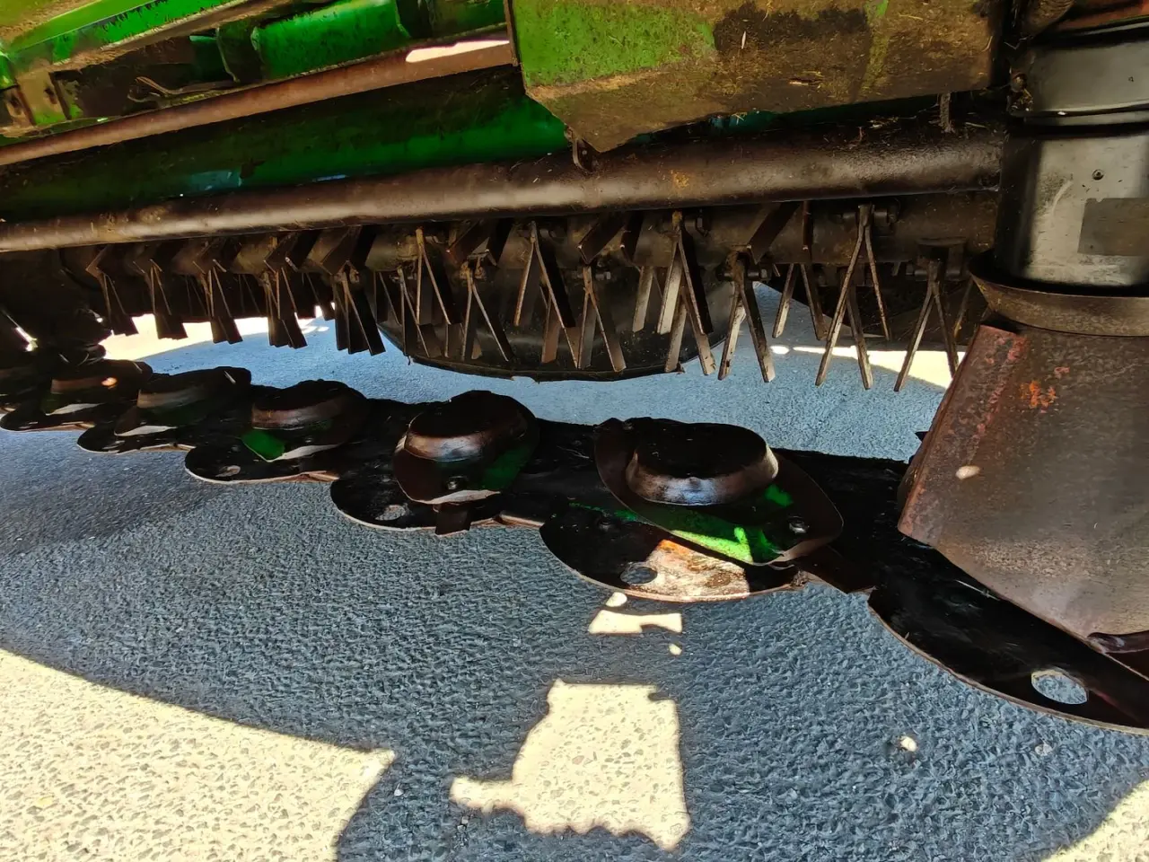 Billede 13 - John Deere 131 frontskårlægger