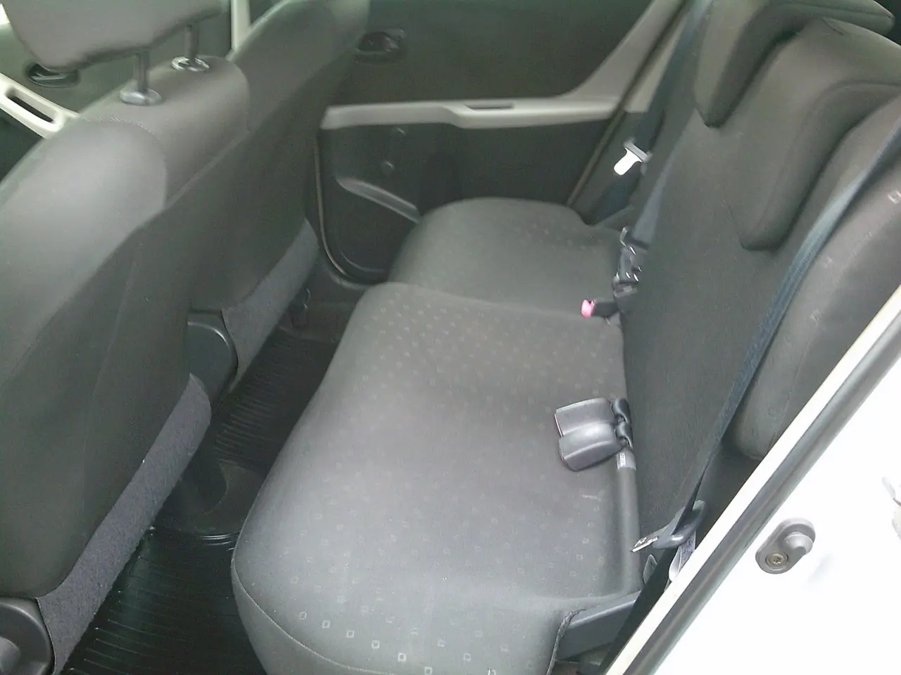 Billede 11 - Toyota Yaris 1,0 Luna