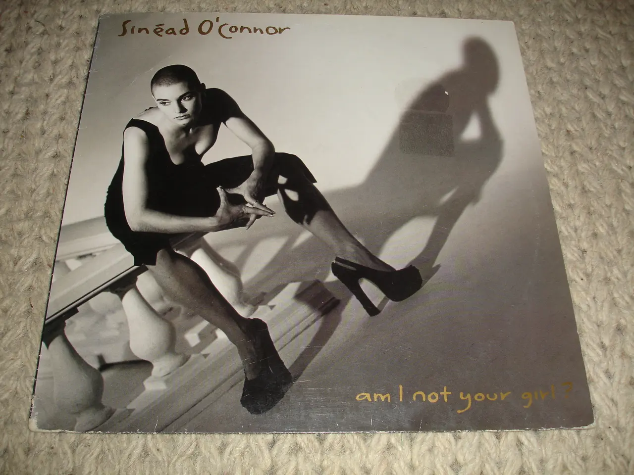 Billede 2 - Sinéad O'Connor – Am I Not Your Girl?