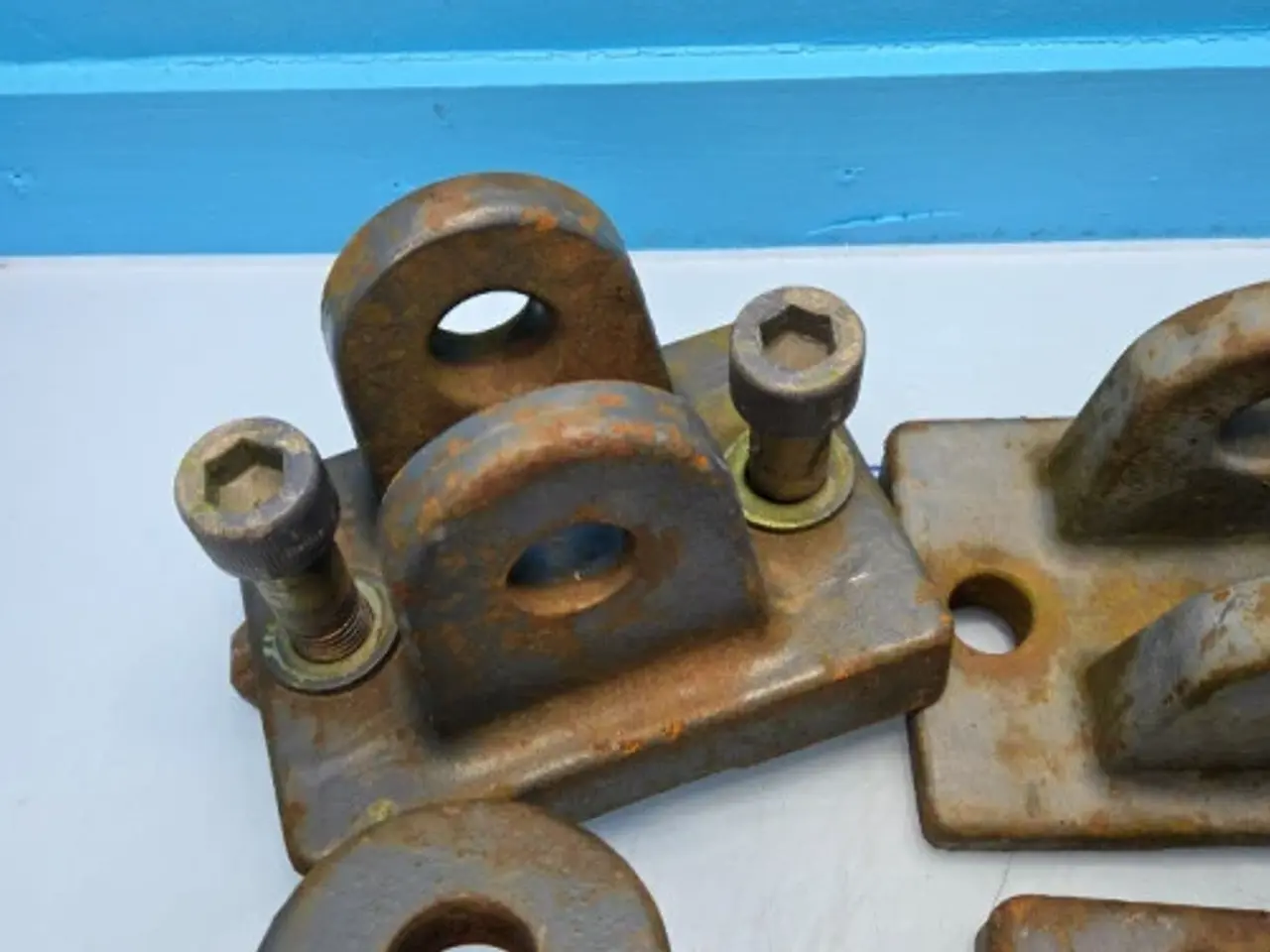 Billede 14 - New Holland TM115 Bugsekrog 82026936 7 Stk