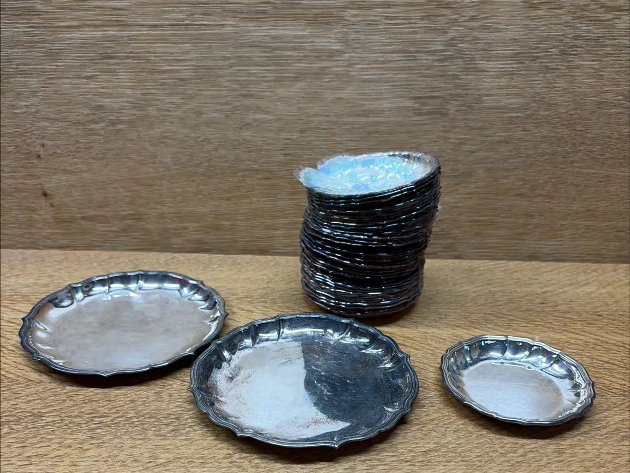 Billede 1 - Glasbakke og flaskebakke