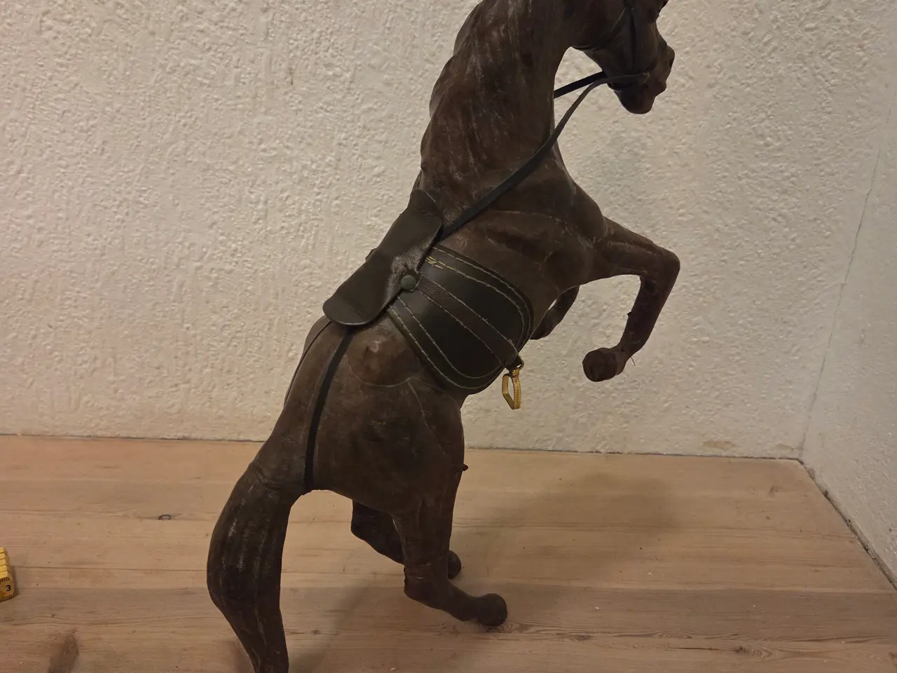 Billede 3 - Stor hestefigur i læder