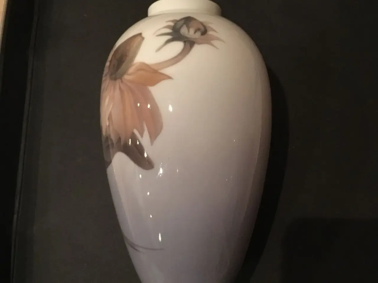 Billede 2 - Vase med blomst