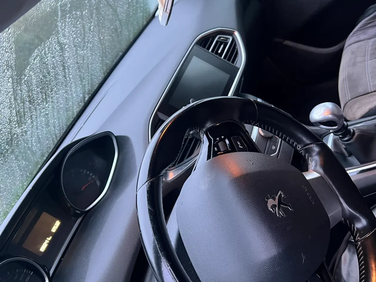 Billede 4 - Peugeot 308 – 2016 – Hvid – Diesel 🤍