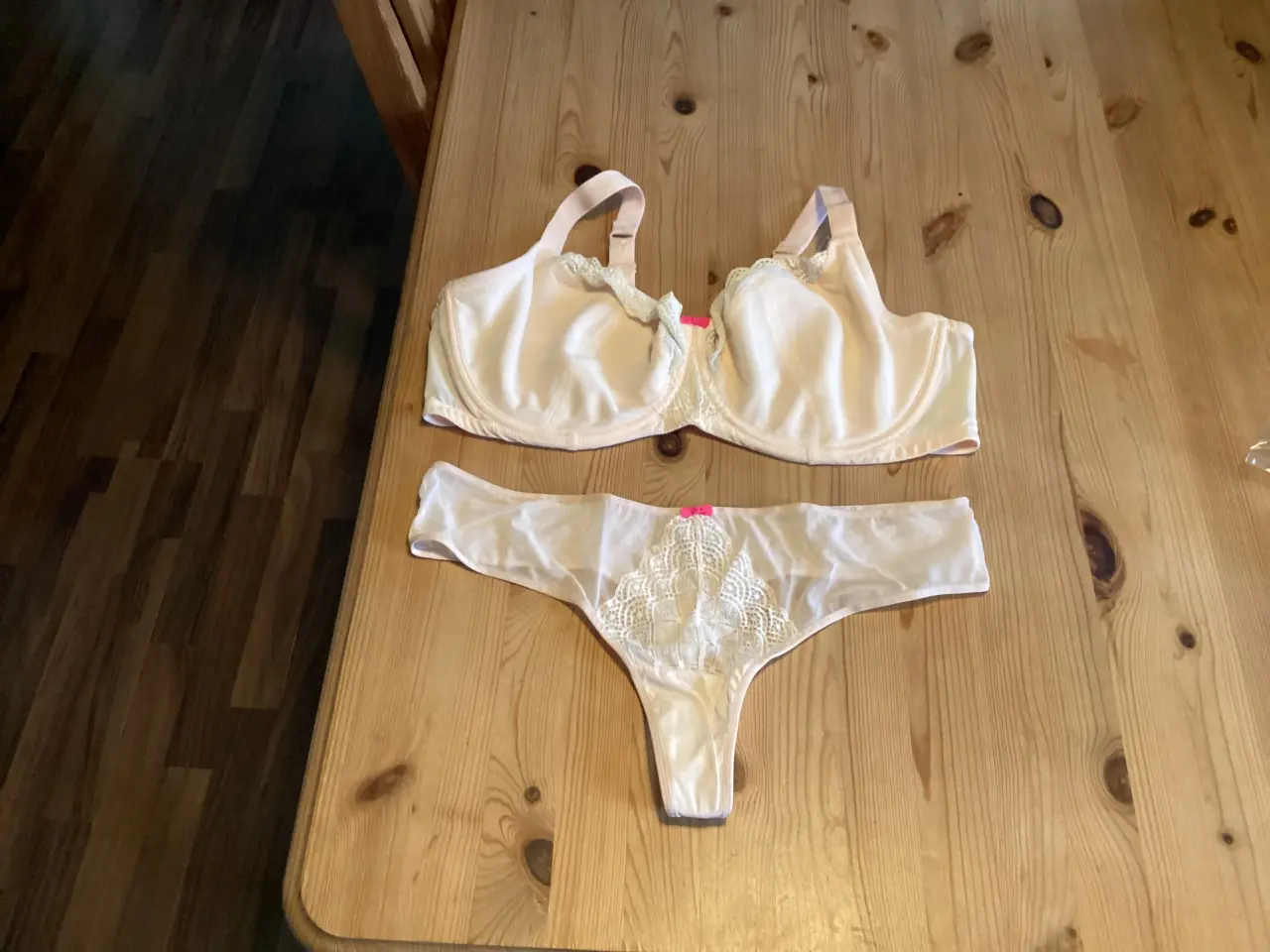 Billede 14 - Nye Bh- Sæt. Forskellige Str / Corsage.